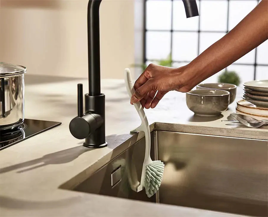 Edge™ Stone Green Washing Up Brush - Image 2