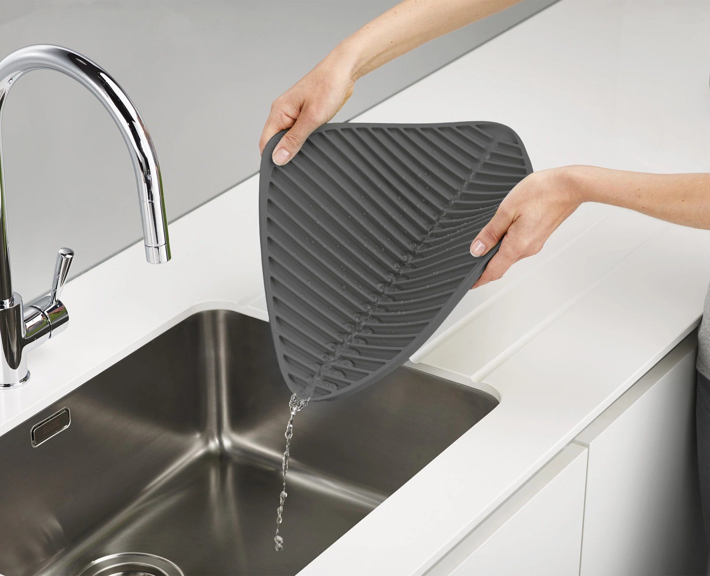 Flume™ Grey Dish Draining Mat - Image 5