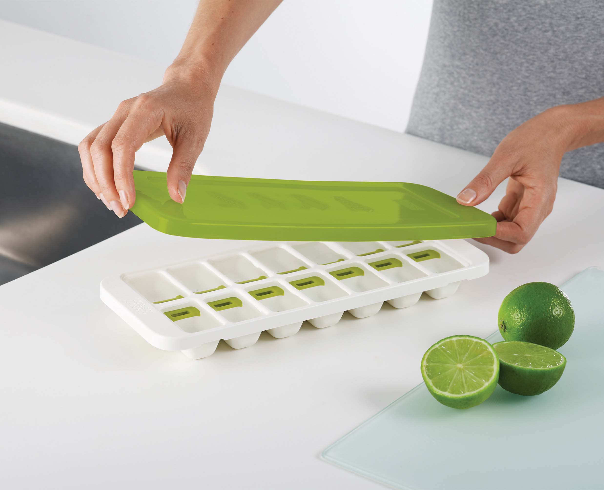QuickSnap™ Plus Green Ice Cube Tray - Image 5