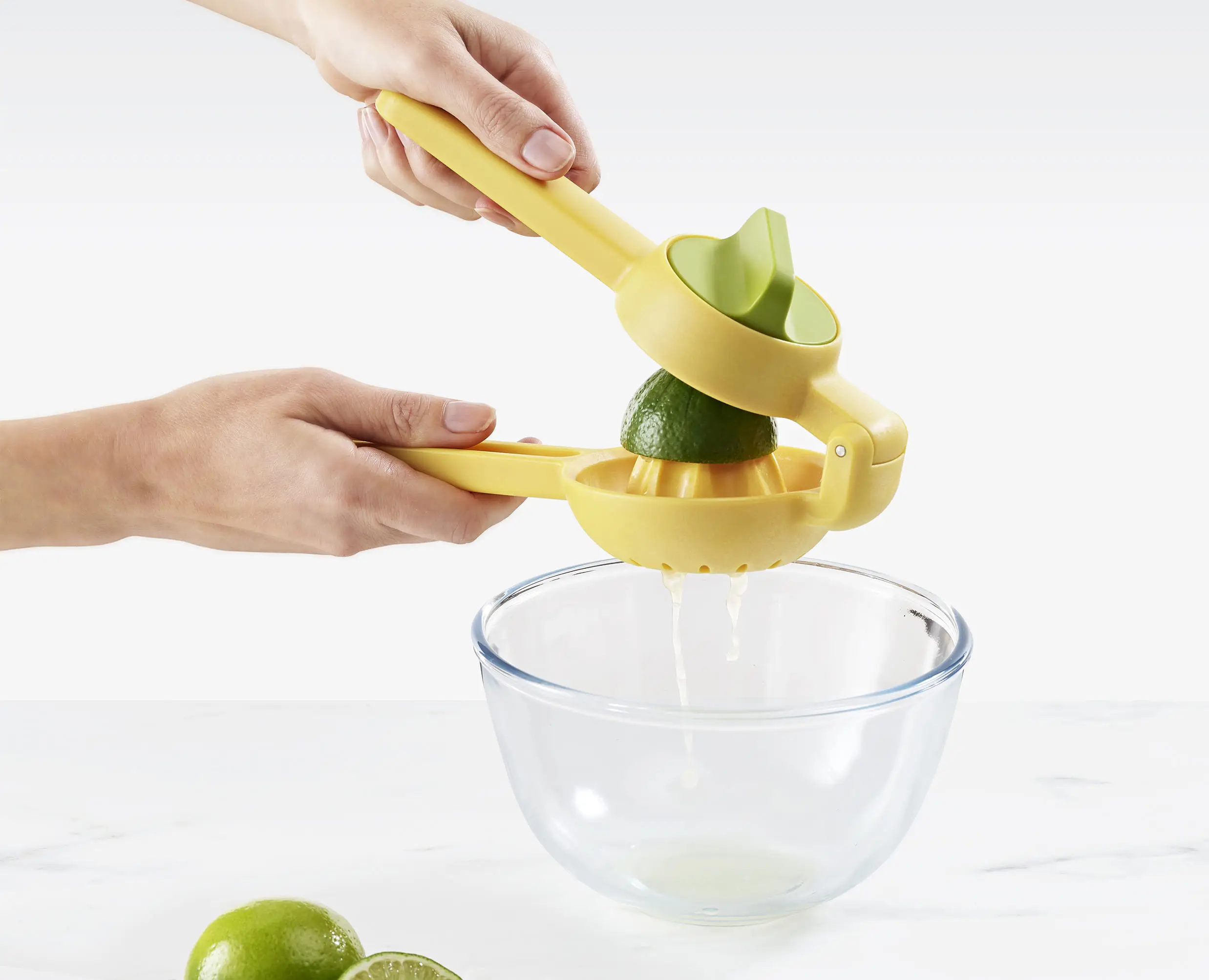JuiceMax™ Dual-action Yellow Citrus Press - Image 5
