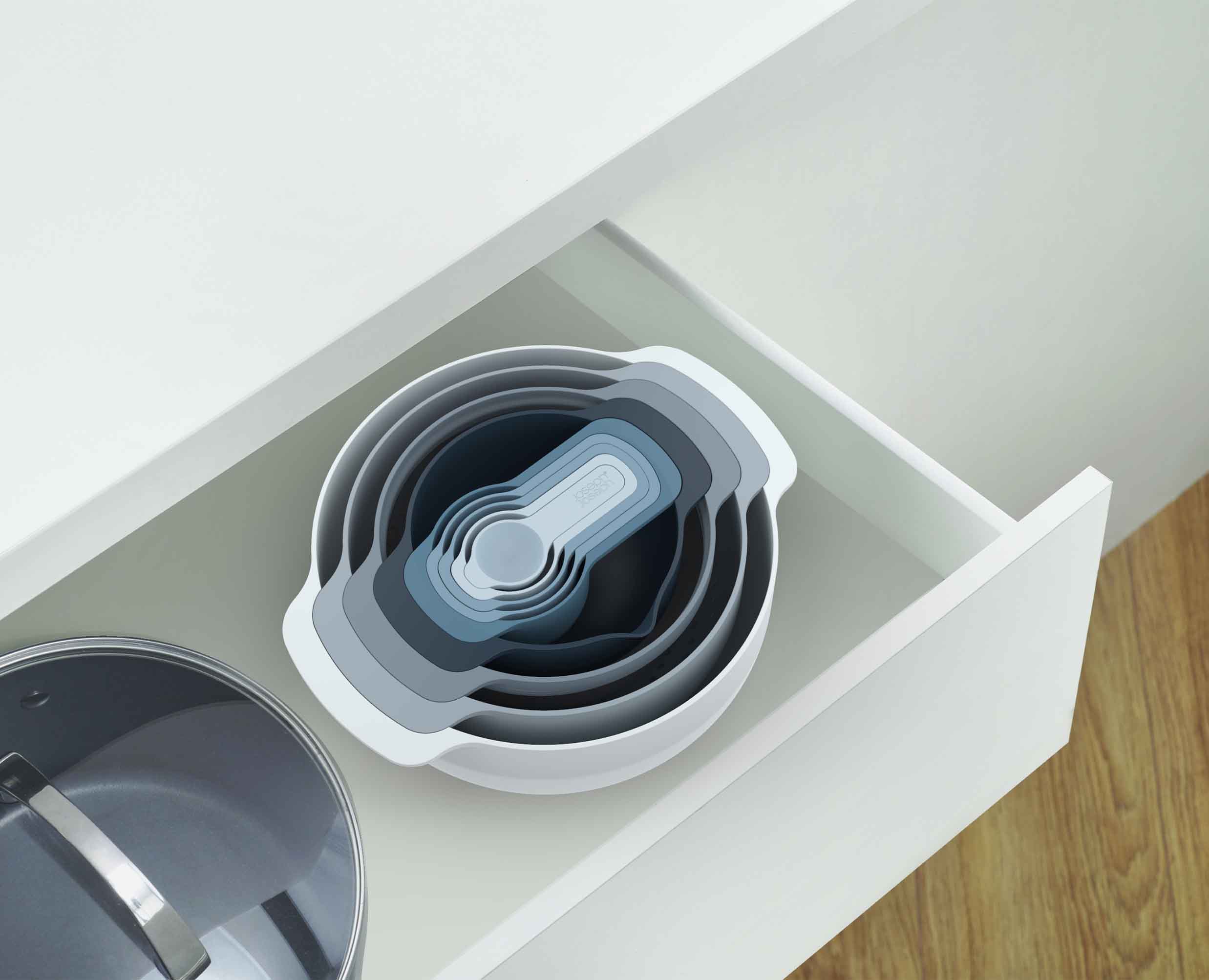 Nest™ 9 Plus Blue Bowl Set - Editions - Image 5