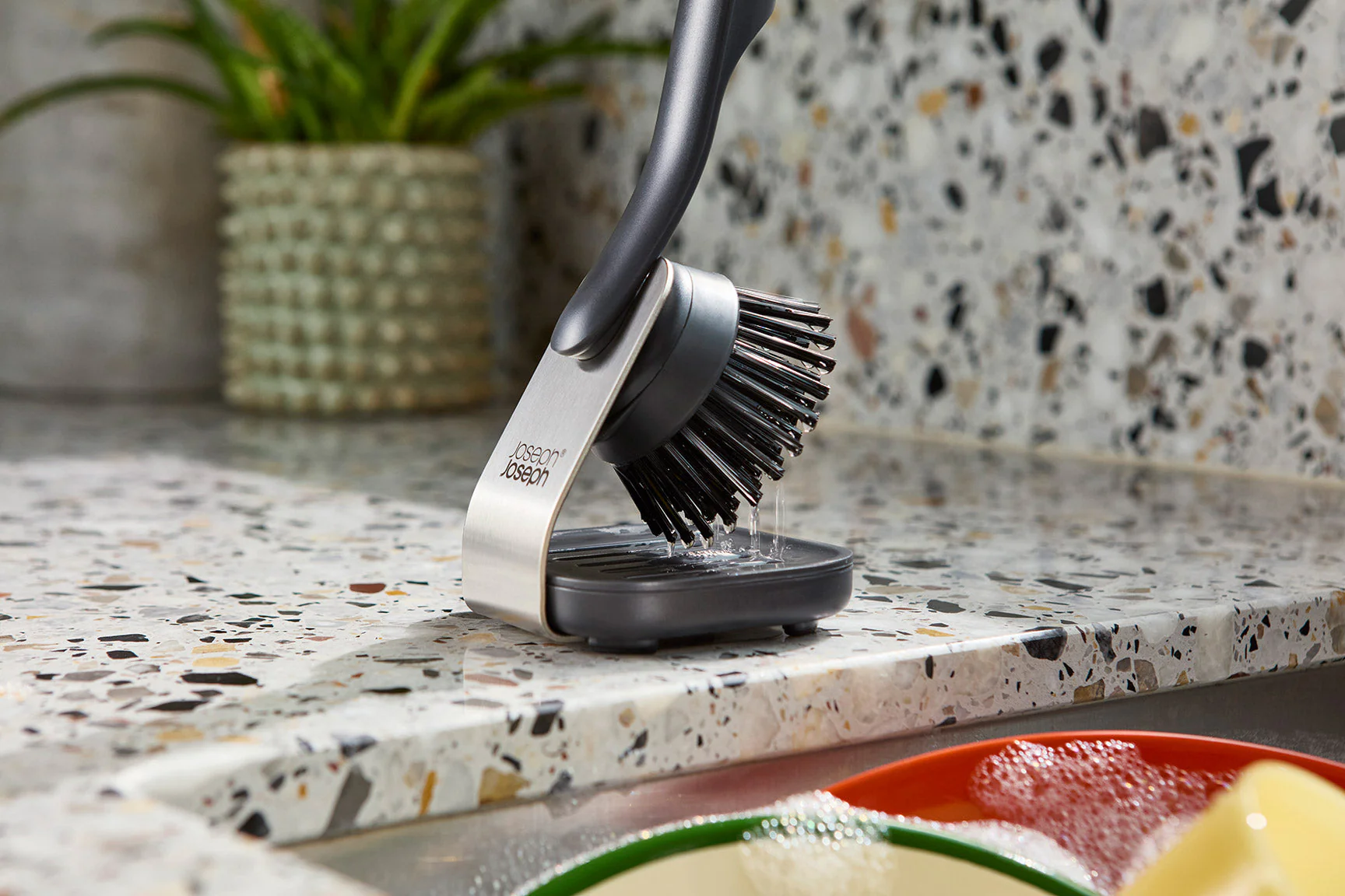 SinkTech™ Washing Up Brush with Steel Stand - Image 2