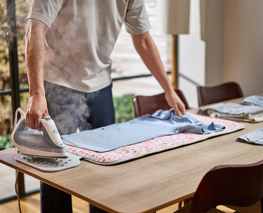 Swift™ 90cm Table-top Peach Ironing Mat - Image 2