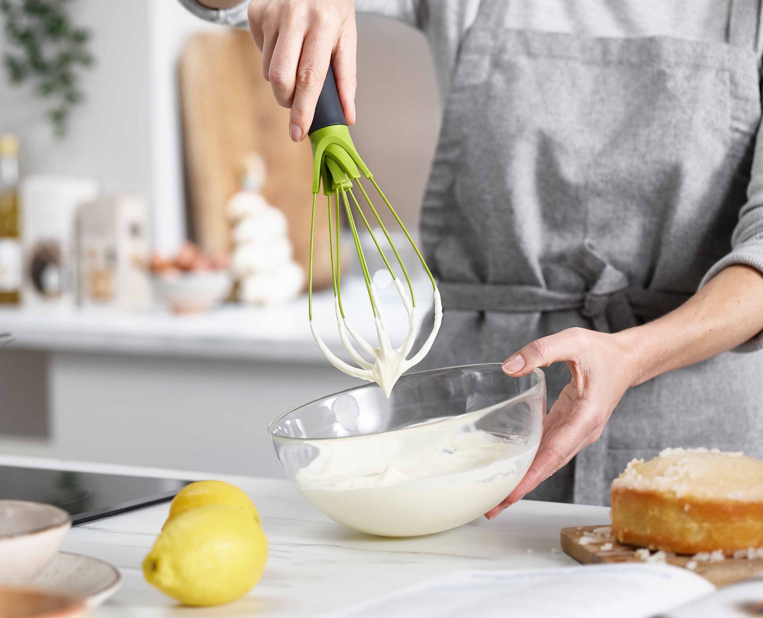 Twist™ 2-in-1 Green Whisk - Image 3